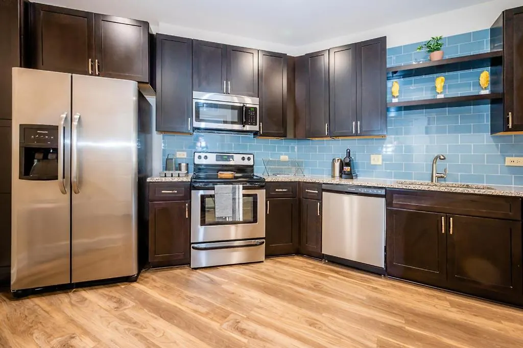 Beautiful 1Br W Balcony Gym Patio Areas Apartment Charlotte